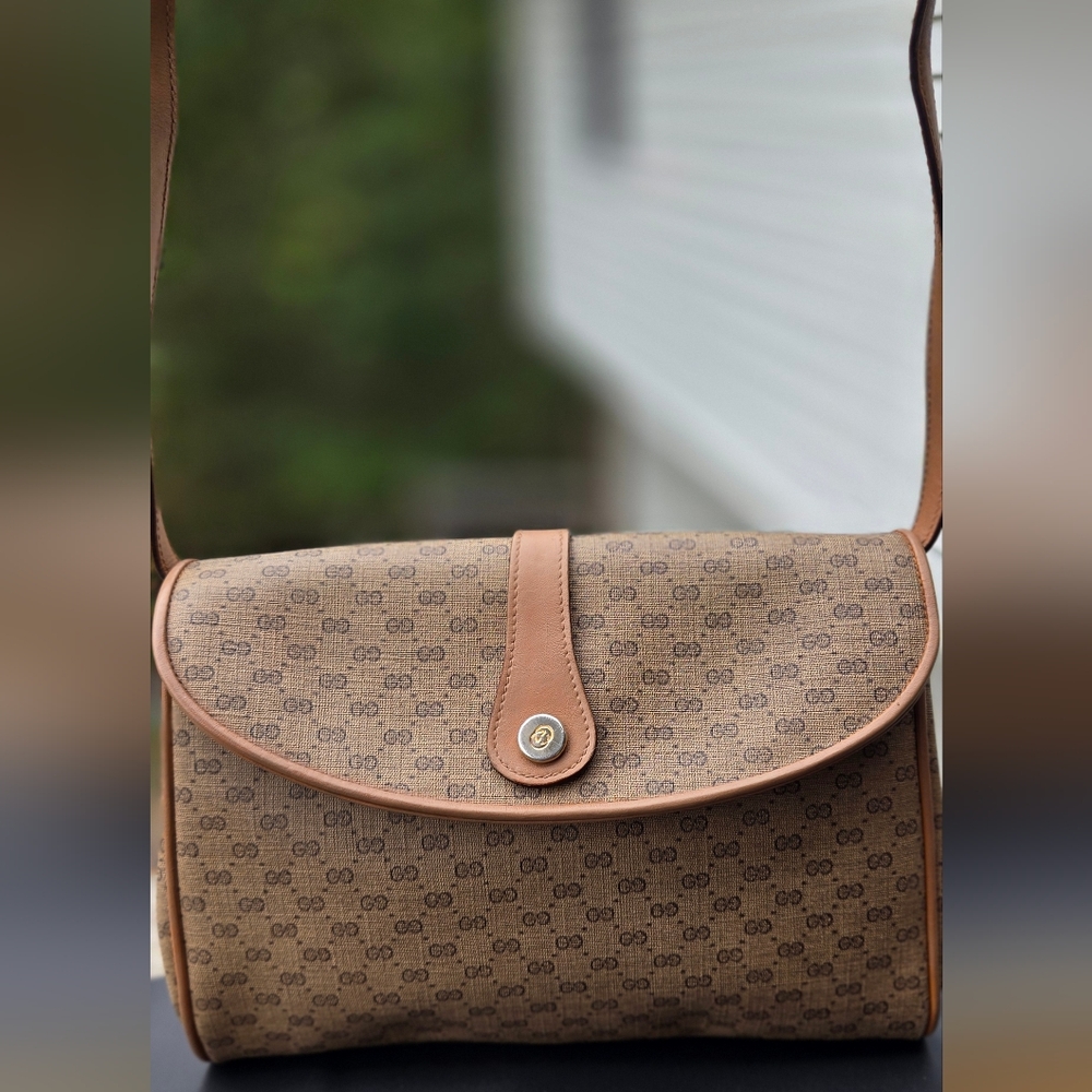 EUC Vintage Gucci Crossbody